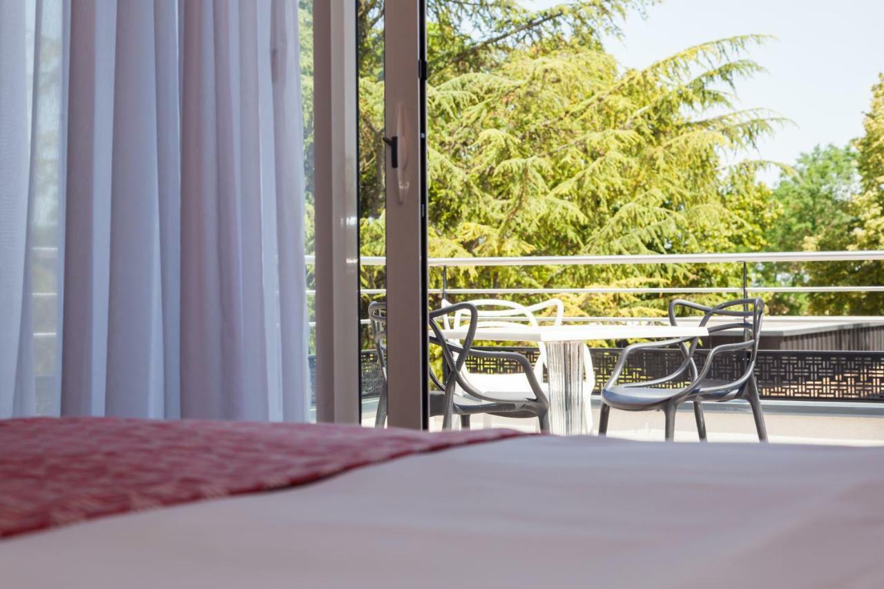 Logis Hotel Relais Saint Jacques - Chateauroux Déols Dış mekan fotoğraf