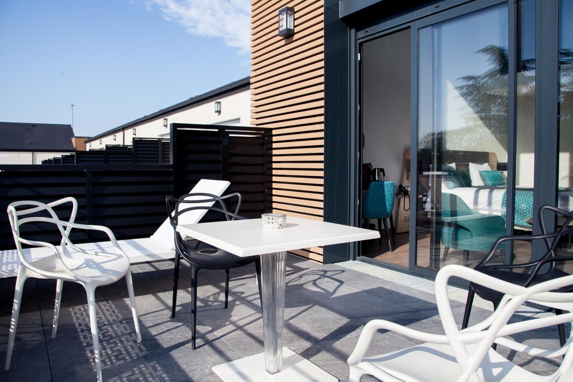 Logis Hotel Relais Saint Jacques - Chateauroux Déols Dış mekan fotoğraf
