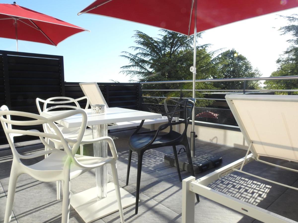 Logis Hotel Relais Saint Jacques - Chateauroux Déols Dış mekan fotoğraf